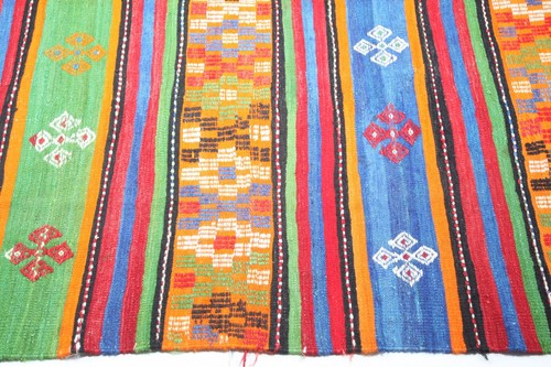 Authentic Vintage Turkish Kilim – Decorative Tribal Area Rug, Boho Style - Bild 5 von 9