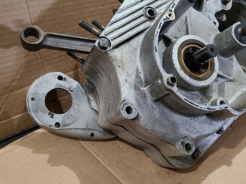 Harley Davidson Ironhead Sportster Motor Case 24534-75 - Picture 3 of 11