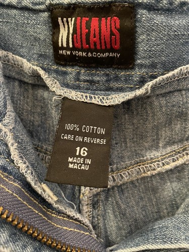 New York & Company Jean Shorts Blue Denim Sz 16 Cotton Lightweight High Rise - Picture 5 of 5