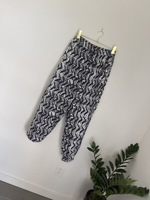 ミュージシャン SNAKEDLOWS TRACK PANTS Sleek and Edgy: Snake Print Zipper Leather Pants – ArtsKoreanMan