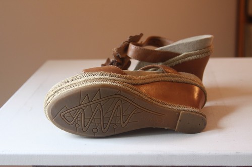 Earthies Bellini Brown Leather Floral T Strap Wedge Platform Sandals Size 5.5 B - Picture 7 of 11