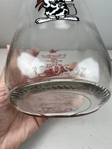 Foghorn Leghorn Glass Milk Bottle ACME Dairy Farms Warner Bros Looney Tunes 1996 - Picture 6 of 8