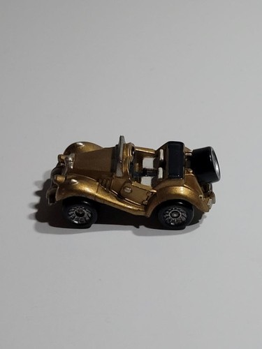 Galoob Micro Machines Gold MG TF Sun Color Changers Car - Picture 4 of 6