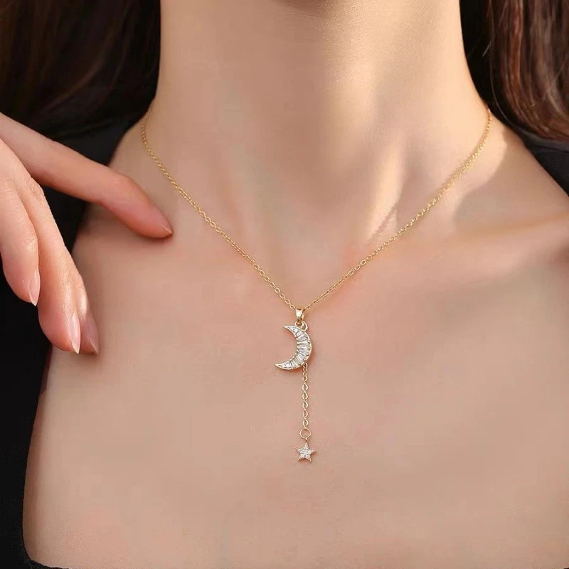 Collana catena ciondolo LUNA STELLA ZIRCONI in acciaio inox clavicola donna - Immagine 2 di 4