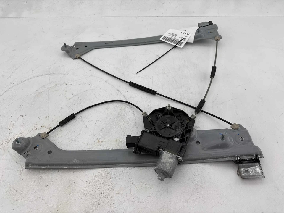 Chevrolet Tahoe 2015-2020 puerta delantera izquierda ventana cristal regulador con motor fabricante original Foto 4 de 4