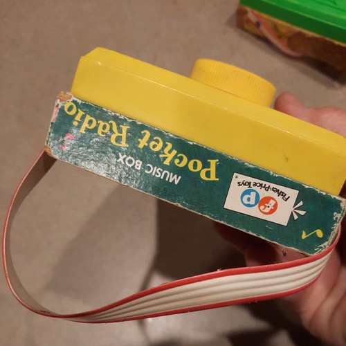 Vintage Fisher Price Taschenradio Regentropfen fallen immer wieder auf meinen Kopf - Bild 4 von 4