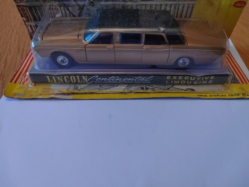 Corgi Toys Lincoln Continental Executive Limousine / Boxed - Picture 6 of 10