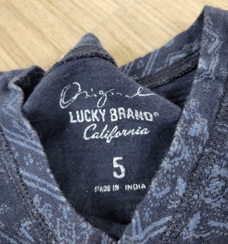 Boys Size 5 Lucky Brand 2-Piece Short Set T-Shirt Summer Outfit Navy / Khaki - Picture 7 of 9