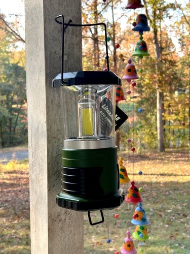 LitzeAll  LED Lantern with Built-in Compass 1000 Lumen - Picture 3 of 16