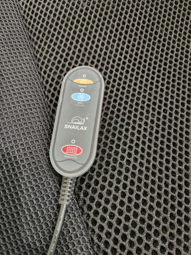 Snailax Seat Cushion with 3D Cooling and Heating - Picture 3 of 4