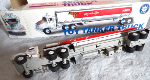 1993 Exxon Toy Tanker Truck Limited Edition Collectors Series Lights Sounds EX01 - Picture 7 of 8