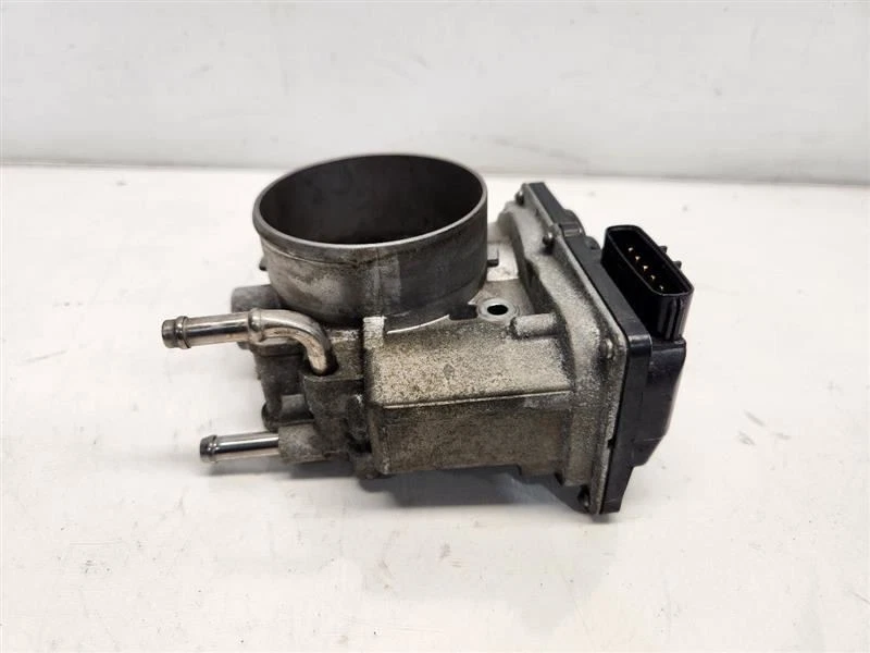 Корпус дроссельной заслонки 2007-16 Toyota Sienna (двигатель 3,5 л / 2GRFE) - Изображение 2 из 4