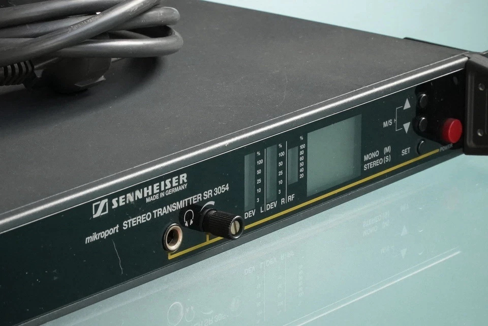 Sennheiser Microport SR 3054-U Stereo UHF i.e.m. 550-570MHz Ex Cond Transmitter - Image 2 of 3