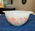 Pyrex Pink Gooseberry 441 Cinderella Mixing Bowl 1-1/2 PT 74B