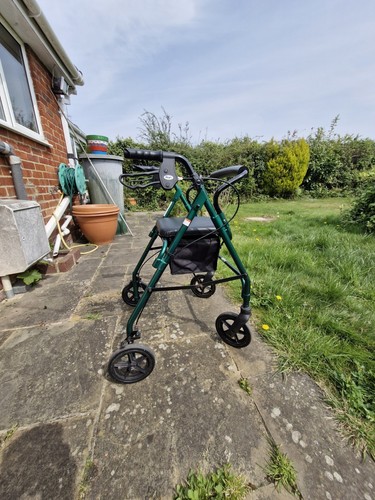 4 Wheeled Walker By 'Days' - Picture 2 of 4