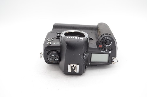Nikon D1X 5.3MP Digital SLR Camera (For Parts and Not Working) - Picture 5 of 6