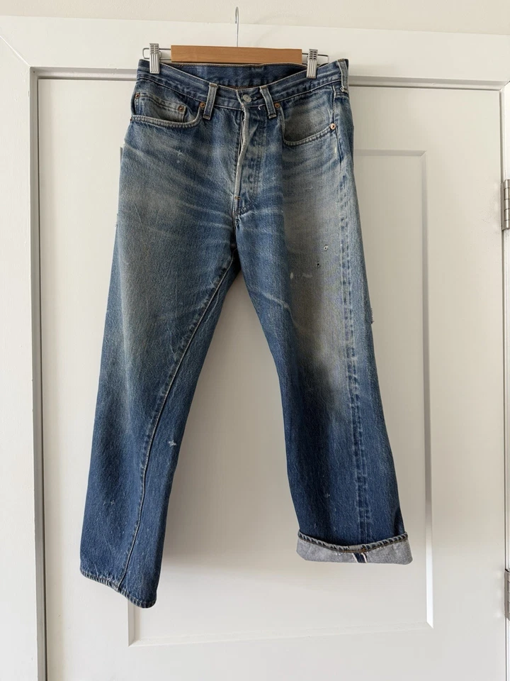 Pantalones de mezclilla vintage Levi’s 501 Redline botón mosca bigotes desvanecidos resistentes lavado medio Foto 2 de 4