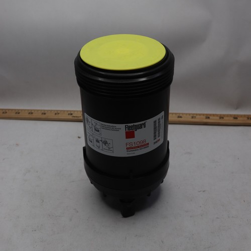 Fleetguard Fuel Filter Water Separator FS1095 - Picture 3 of 4