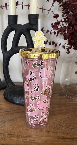 Hello Kitty Taza de Pan de Jengibre Pastel Bastón de Caramelo Navidad Plástico 20 Oz Taza ¡Nuevo! - Imagen 3 de 6