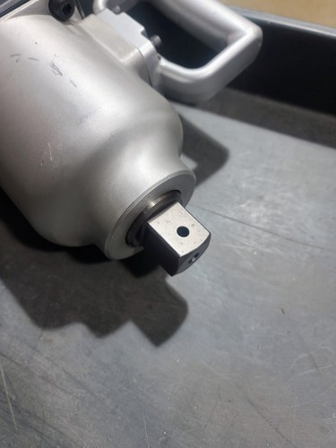 K&E KW-40P 1" Drive Super-Duty Impact Wrench (2,000ft/lb!) - Picture 4 of 4