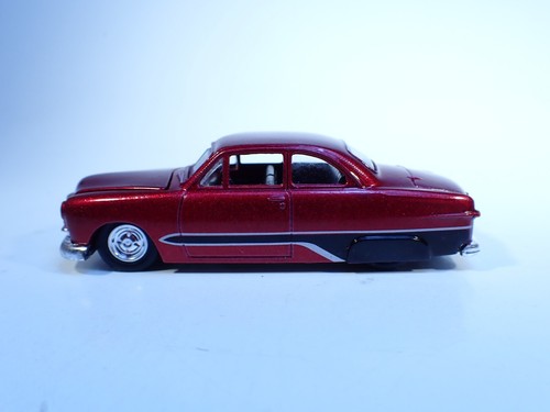 keychain '50 FORD 1950 Ford Custom "shoe box" 442 key chain - Picture 4 of 4