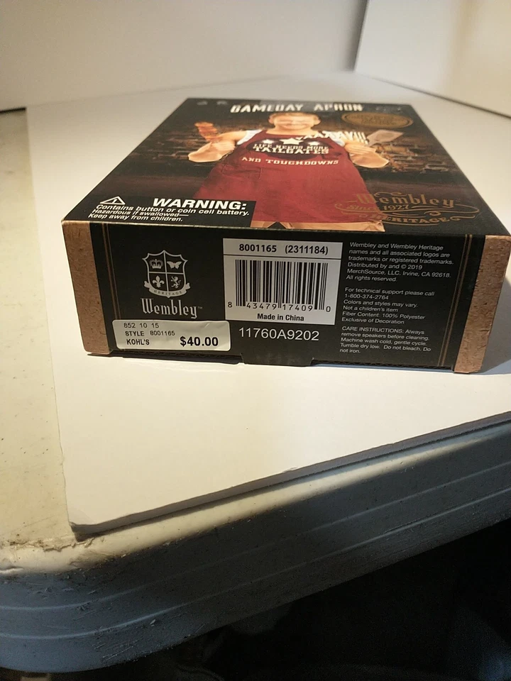 Gameday Apron Light-Up and Cheer football Tailgates and Touchdowns BBQ - NEW - Image 2 of 4