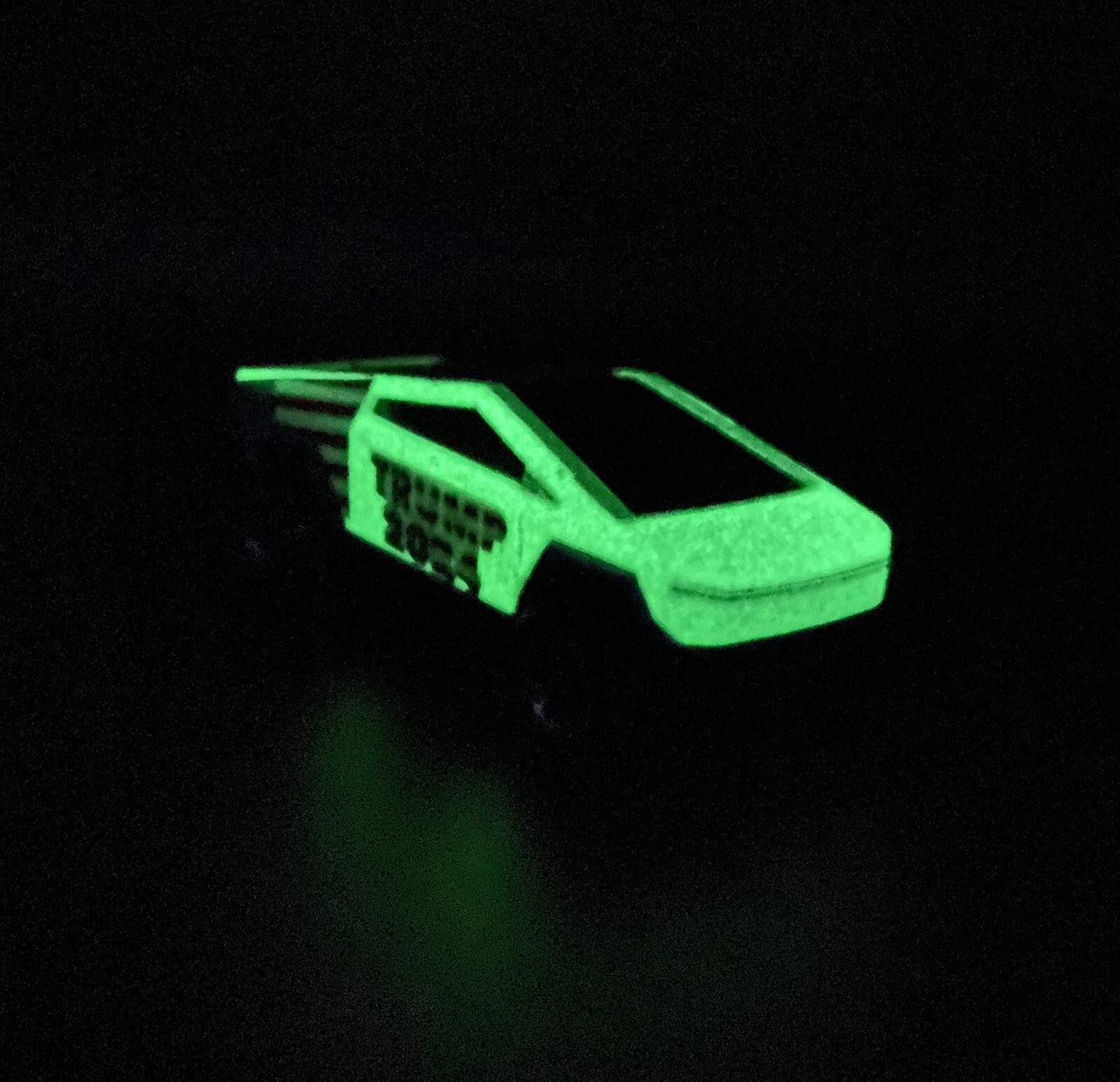Hotwheels Tesla Cybertruck PERSONNALISÉ carte Donald Trump MAGA jouet moulé sous pression BRILLANT SOMBRE - Photo 14 sur 17