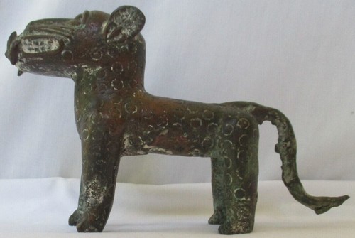 ANTIQUE AFRICAN BENIN BRONZE LEOPARD SCULPTURE  - Picture 2 of 10
