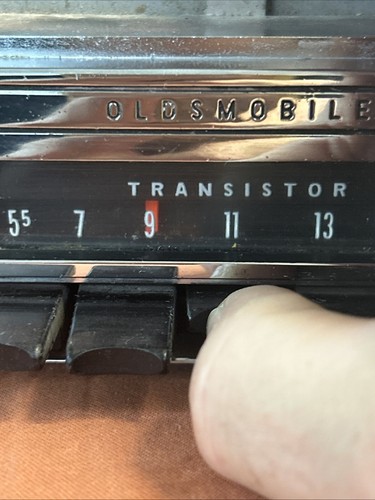 Works 1965 OLDSMOBILE 98 88 DELTA DYNAMIC JETSTAR STARFIRE RADIO 7289313 RG7 WOW - Picture 17 of 21