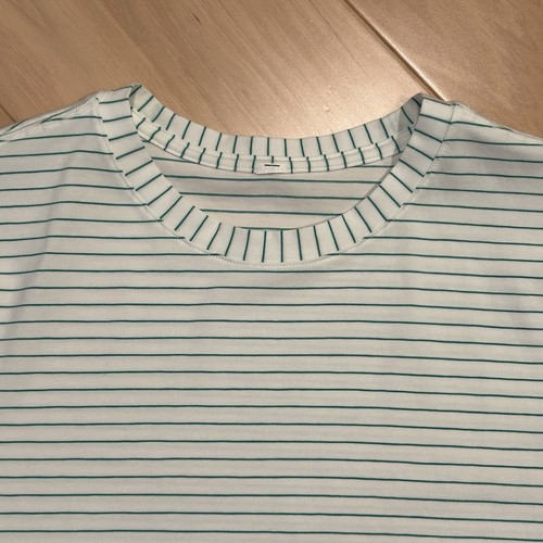 Lululemon All Yours Boyfriend Tee Striped T-Shirt Short Sleeve Women’s Small - Picture 3 of 5