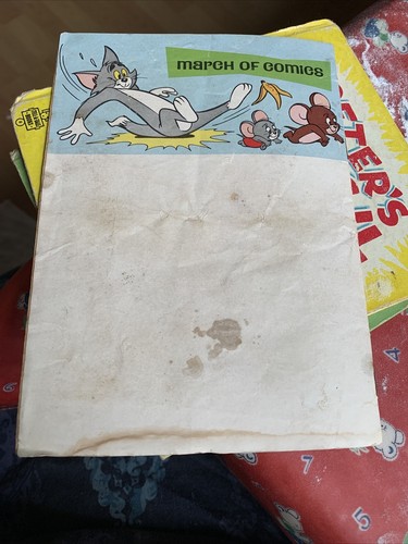 Laughs and Chuckles by Readers Digest 1964 Booklet + Tom And Jerry Comic - Imagen 18 de 18