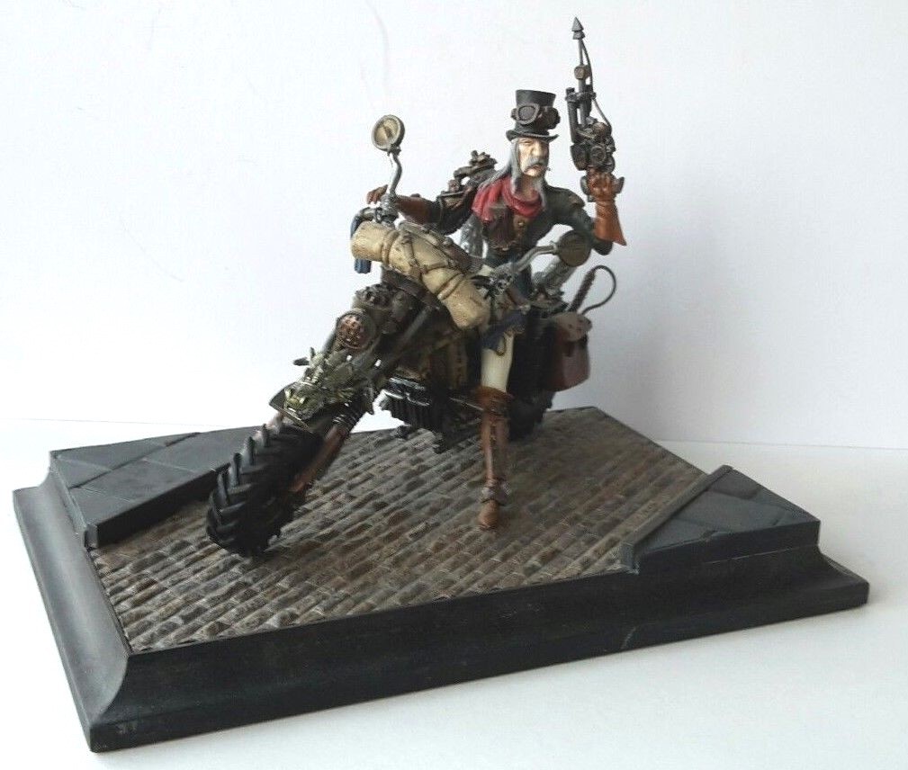 1:10 Hand created & painted Sci Fi biker chopper warrior easy rider bike diorama 1:10 Hand created & painted Sci Fi biker chopper warrior easy rider bike diorama