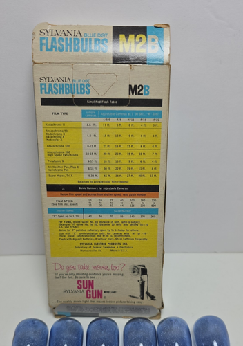 Vintage box of 12 M2B Sylvania Blue Dot Flashbulbs Vintage Original Box - Picture 8 of 12