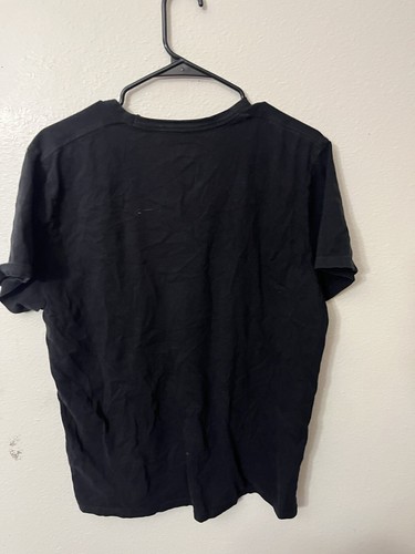 Camiseta Hollister Gráfica Logo Grande Negra Cuello Redondo - Imagen 2 de 5