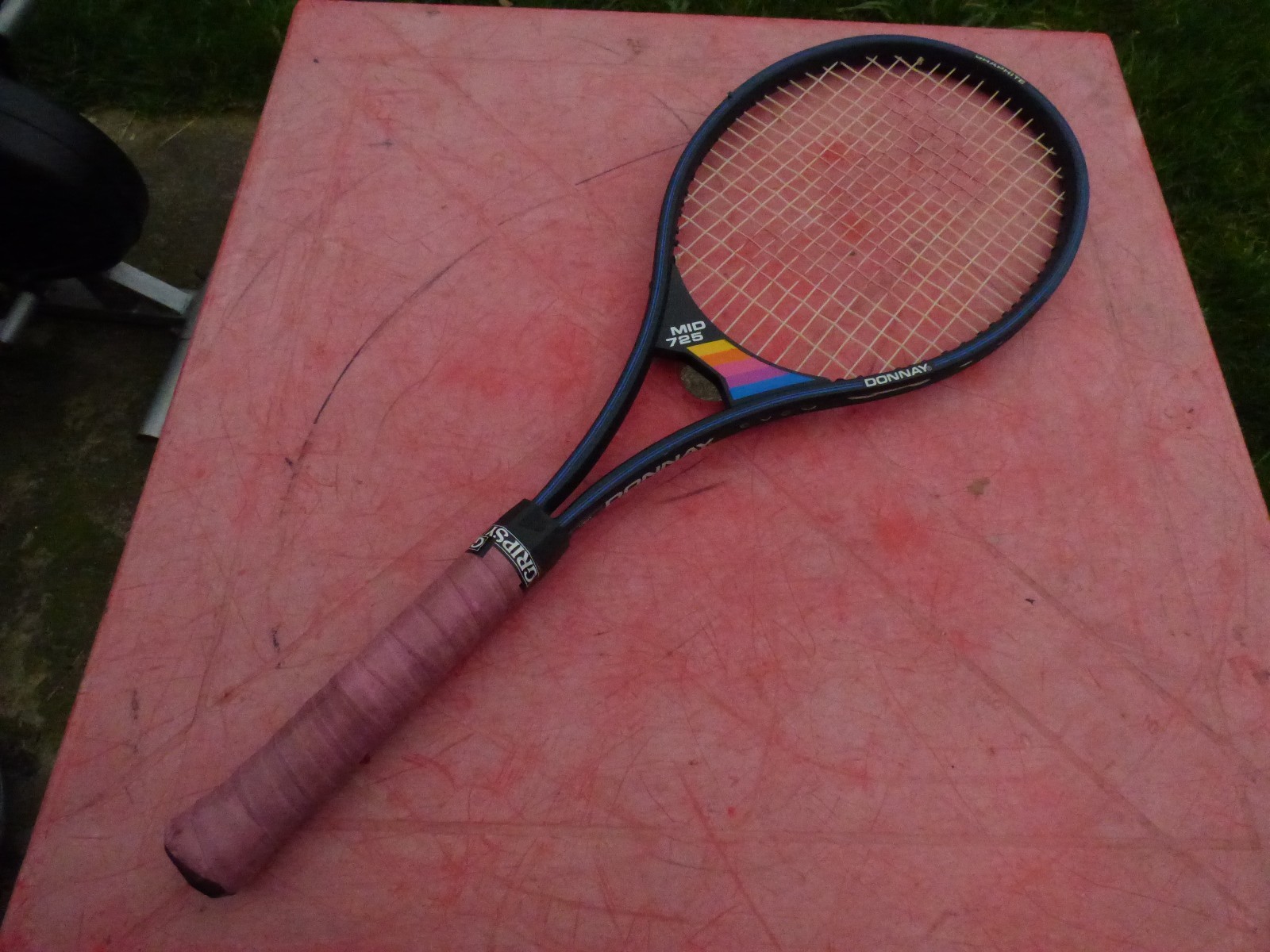 raquette de tennis vintage housse Donnay Mid 725 avec housse vintage 5ca21c raquette de tennis vintage housse Donnay Mid 725 avec housse vintage 5ca21c
