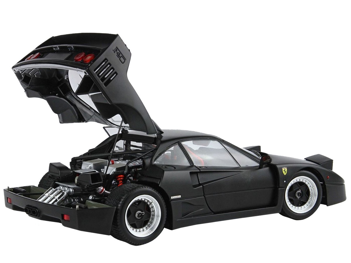 京商 フェラーリF40 LIGHT WEIGHT VERSION BLACK Rare Ferrari F40 LW Black 1/18 by Kyosho - Used Model