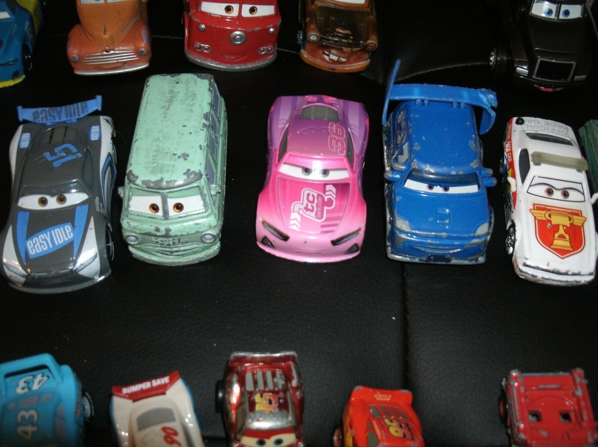 ディズニーキャラクター ミニカー27点 DISNEY PIXAR CARS MINI RACERS TOKYO MATER BOX #27 2022 FREE
