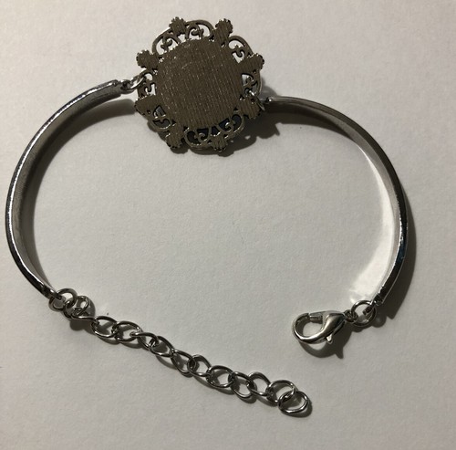 Disney Bambi & Butterfly Lace Effect Cabouchon Bracelet - Adjustable, U.K SELLER - Picture 2 of 2