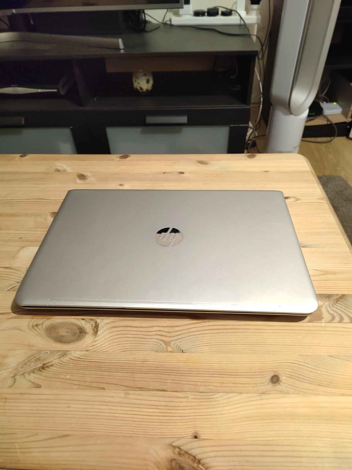 HP ENVY 15-AH151SA 15.6" Laptop, AMD A10-8700P Quad, 8GB Ram, 2000GB HDD, Win 10 - Picture 4 of 8