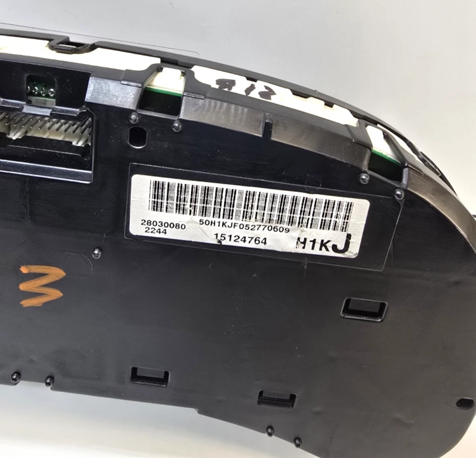 Cuadro velocímetro Chevy Silverado Sierra Tahoe Yukon 2003-2006 Foto 3 de 4