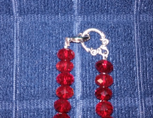 9 " LIGHT BLOOD RED SPARKLING CRYSTAL NECKLACE,"BRAND NEW" !!! ๐๐ - Picture 3 of 6