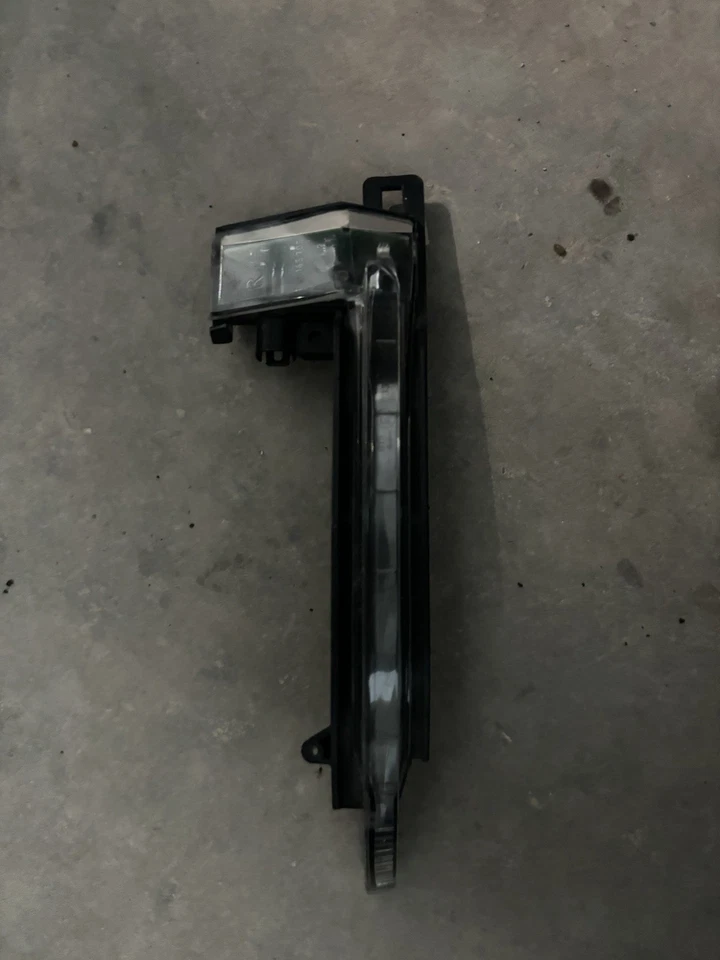 2009-2012年奥迪A4 S4转向信号 — 第 2/3 张图片