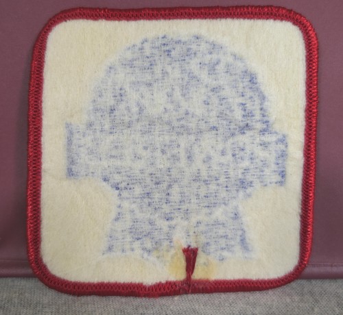 NEW Vintage Blue Ribbon Beer "Pabst Powered" Embroidered Sew-on Patch 3" x 3" - Picture 2 of 3