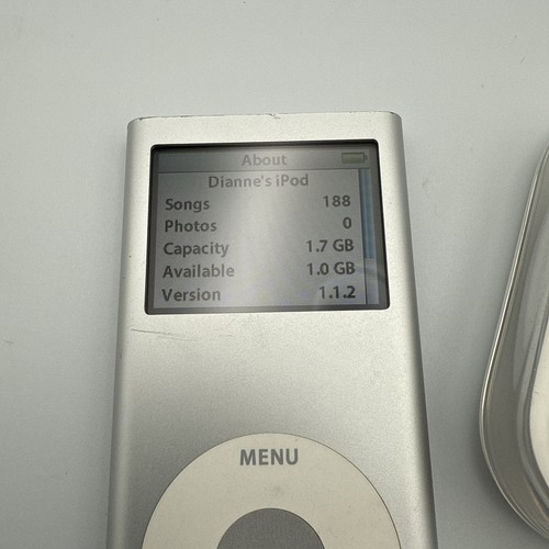 Apple iPod Nana 2GB Silver - MA477LL/A Bundle w/Power Cord and AirPods WORKING - Picture 2 of 10