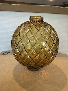 Antique Amber Lightning Rod Ball Diamond Quilted Pattern