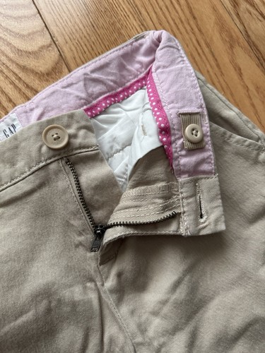 Gap Kids Girls Khaki Stretch Bermuda School Uniform Shorts Size 10 Regular - Picture 3 of 4