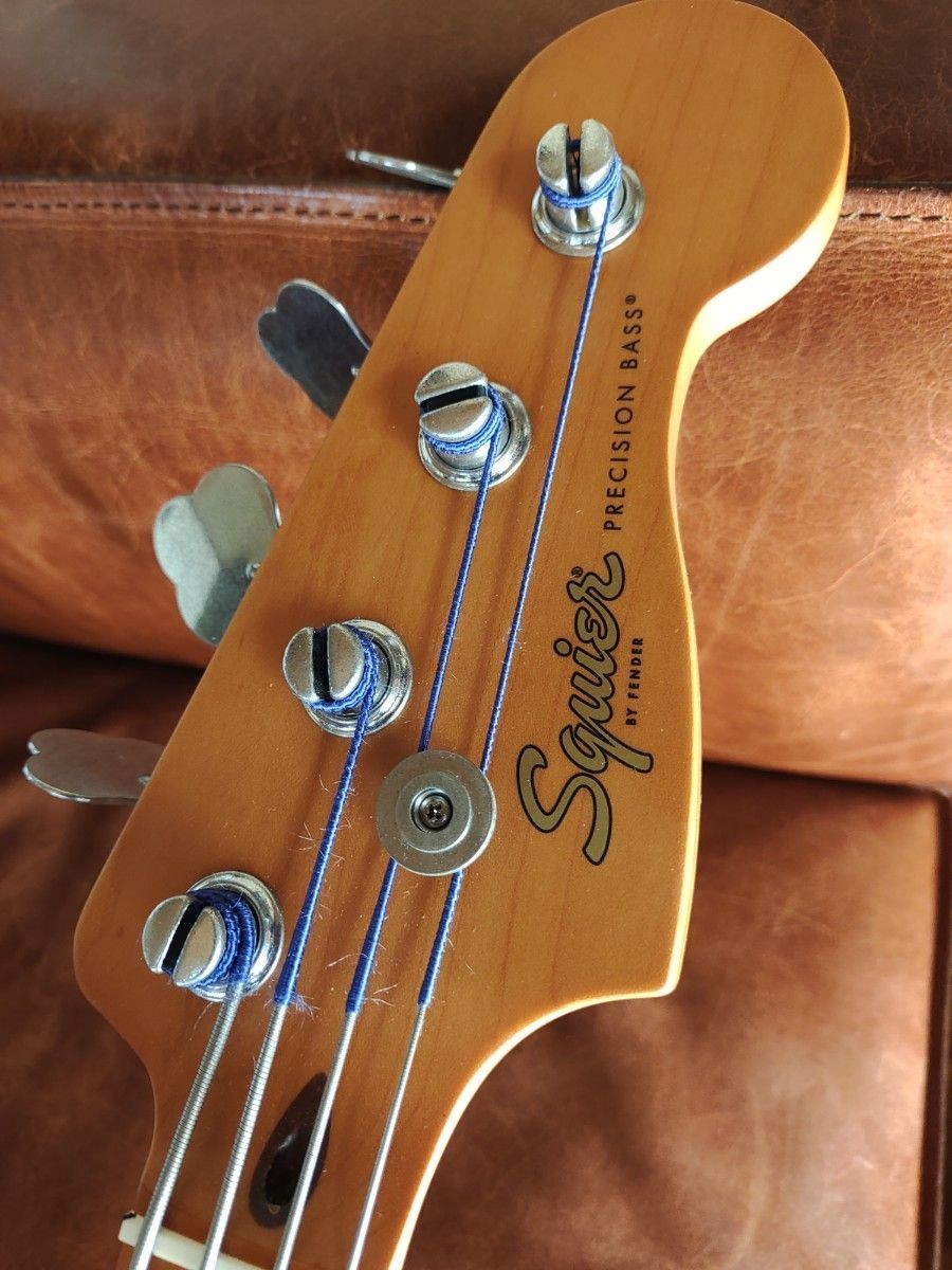 Squier by Fender 40th Anniversary Precision Bass, Vintage