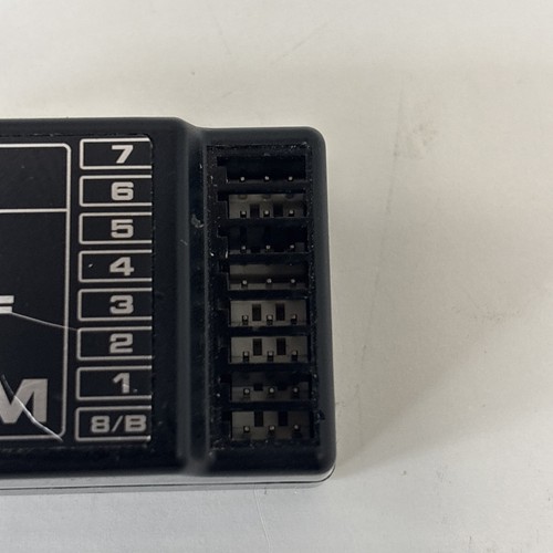 Futaba FP-R138DF 8 Channel 35MHz Receiver for RC Model Aircraft Planes Heli - Picture 3 of 3
