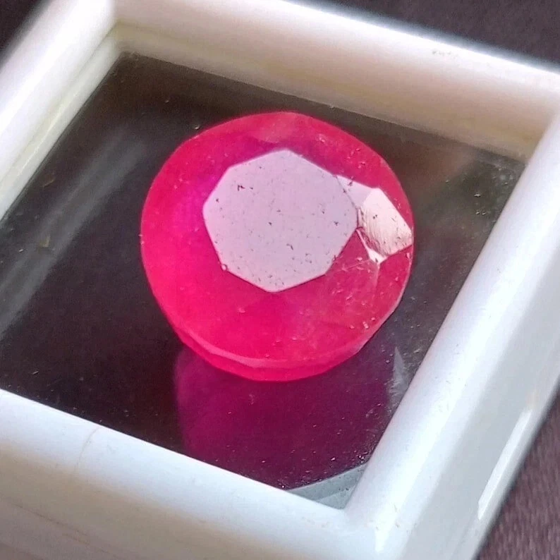 Superb Red Beryl Bixbite Round Cut 7-9 Ct Natural EGL Loose Certified Gemstone - Image 3 of 4