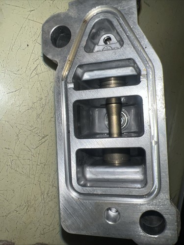 Gruppo valvole Mdl CAT 244-3114 - Foto 4 di 10
